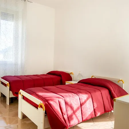 Ampio E Luminoso Con 3 - Re D'aragona Vacanze,