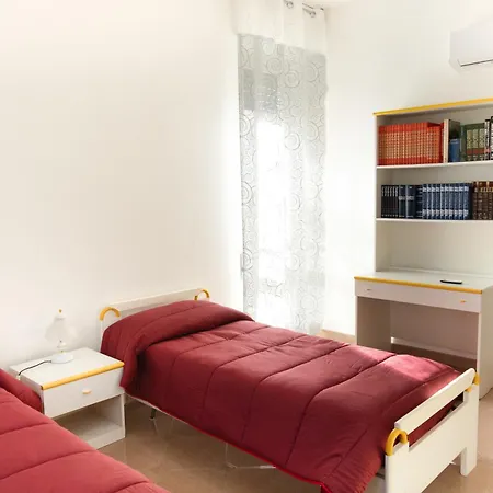 Ampio E Luminoso Con 3 - Re D'aragona Vacanze, *